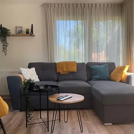 Aan De Rand - Veluwe - Met Sauna Chalet *