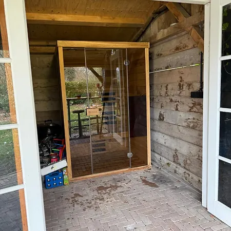 Aan De Rand - Veluwe - Met Sauna * Putten